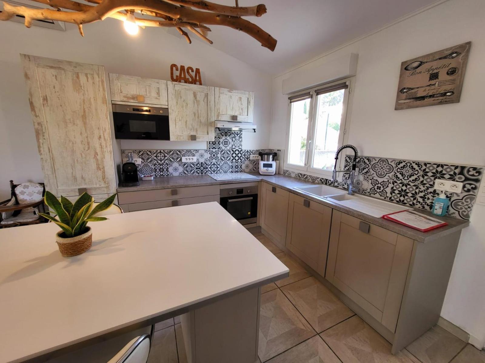 Apartament Casa Leone 83 Solliès-Pont Zewnętrze zdjęcie
